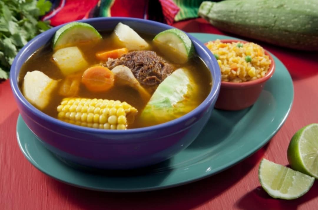 Caldo de res